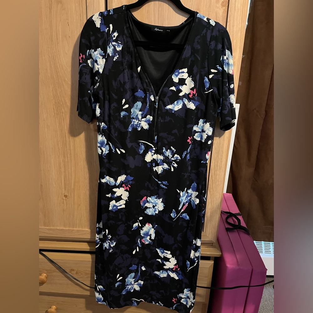 Stretchy flower dress